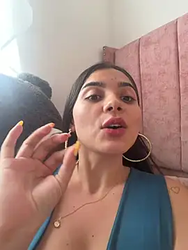 Estrella22 - suck my tits