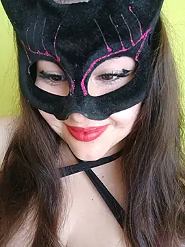 Conejita69n_n - Juego con mis pezones? 🔥