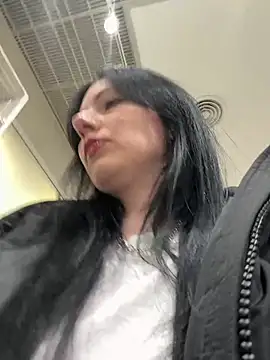 Bad_Girl_Elly - Play pussy and lush control LT 5min