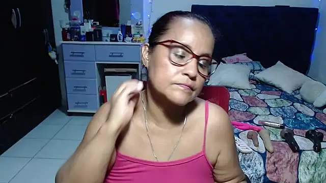 Pervert_mommy_ - let me know how much you want me