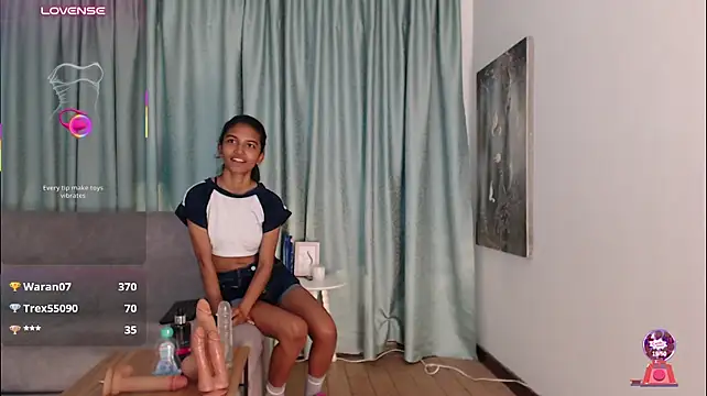 YuliethPetite - oil body and naked