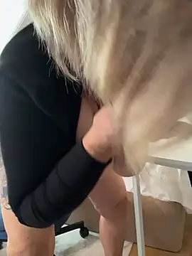 StellaxArtois - Set me on Fire,untill I Squirt