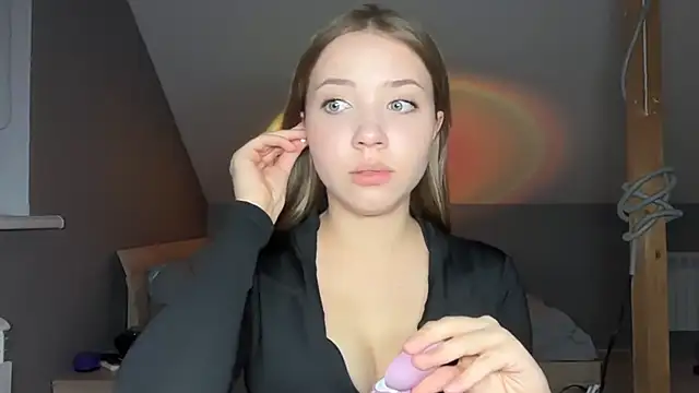 Blondesveg - Undress me🍑