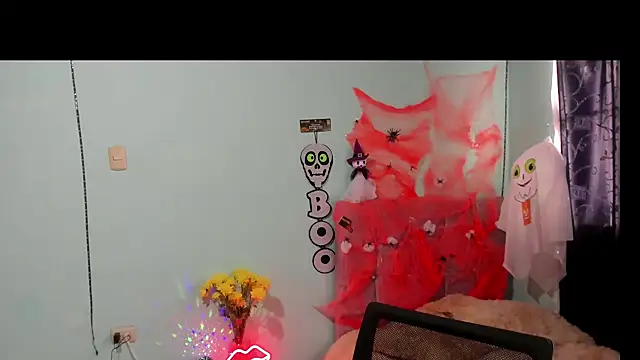 Talia_mystic - sucking ones thumb