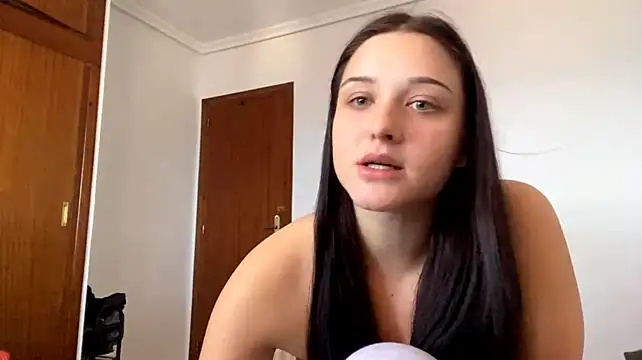 RoseDiebol - to take off one's pants🥵💦