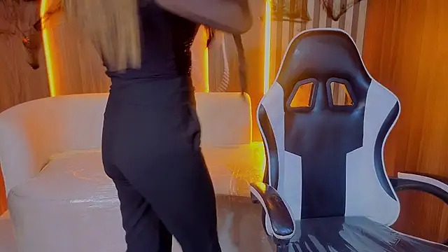 Aratna_Blonde_Tx - ass oil
