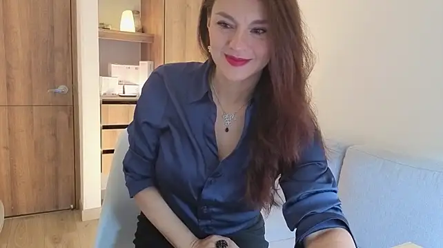 Monica-Bello - Monica you look beautiful today
