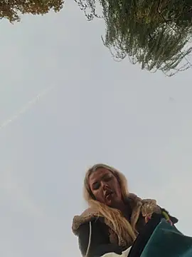 Dirtyfeelin - Play pussy on the lake🏝🚨🌹