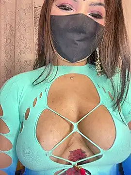 Berry_blossom - Ice on pussy 🧊3mint toy control ⚡️