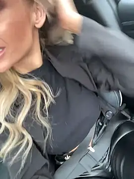 EllieAfterDark89 - ✨ Falsh knockers ✨