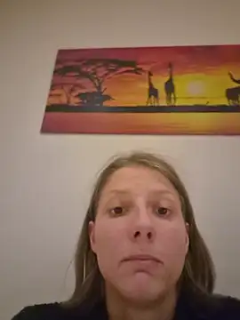 Carriemausi - Arsch in die Kamera 🍑
