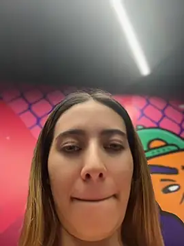 Kloe__t18 - Rife dildo in the bathroom of gym