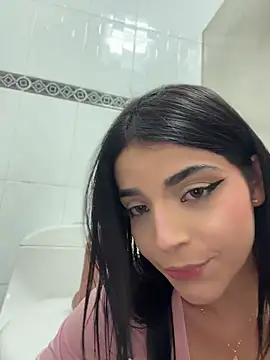 ArieliciousXXX - RIDE DILDO IN PUBLIC BATHROOM😈😇