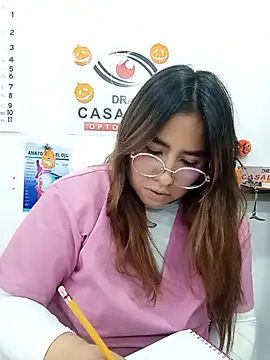 Sofia_Honey1 - we wanna see ur saliva on ur boobs💦