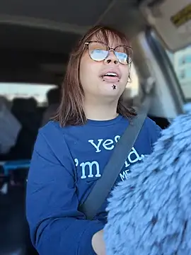 Moan4mona - Flash titties… with windows DOWN!🫪🙈😈