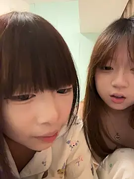 Xmm-2026 - 玩弄闺蜜，让她高潮不断