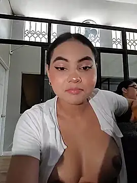 AlinnaRosee_ - shot milk in the office