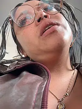 Outdoors-Mia_Khalifa - Sex with me: My 18-year-old neighbor TIC