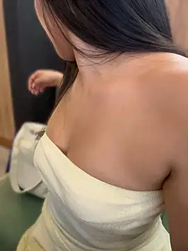 Valentina-gomezz - SQUIRT AT STARBUCKS(PUBLIC)💧💧