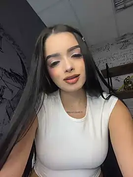 BustyAngelXXX - SPREAD PUSSY CLOSE UP