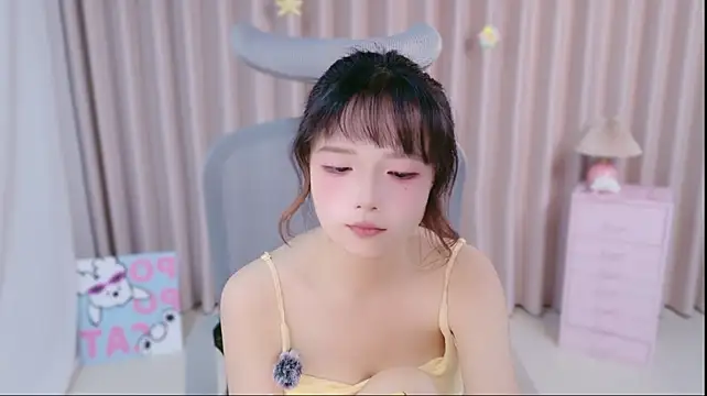 TangTang-1 - 内衣白丝舞蹈秀