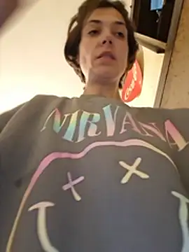Wild_Witch - Finger ass or put butt plug