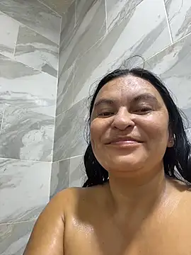 Horny-Mommy-Dirty - Doble penetración