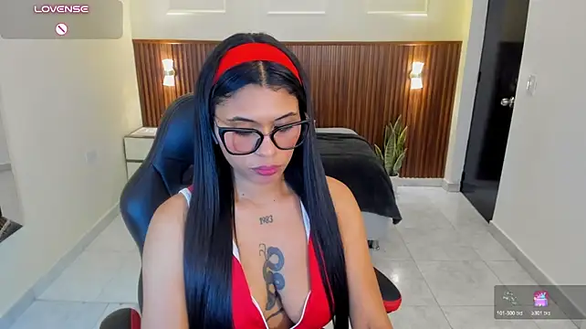 YARA_SHINE2 - show titts