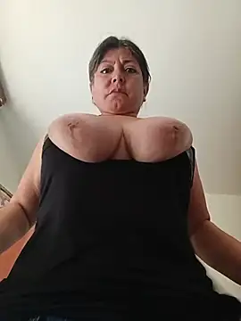 Emma_tour - DINAMITE MY PUSSY VIBES💦💦💦