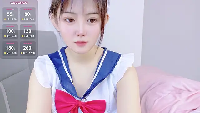 UU-uuu - 用力打屁屁 5下