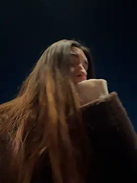AmelieCrystal - she going to take off my bra >_<
