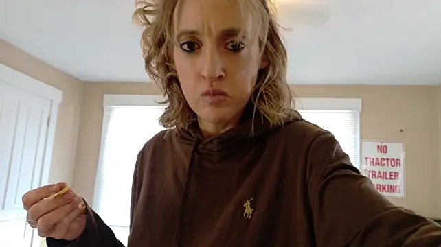 BrookiesLife - pussy show