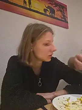 Carriemausi - Arsch in die Kamera 🍑