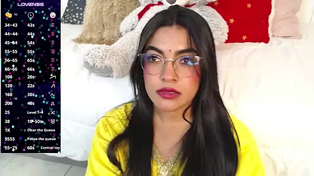 Lakshmiraniii - pussy fingering 💦 5 mint toy control