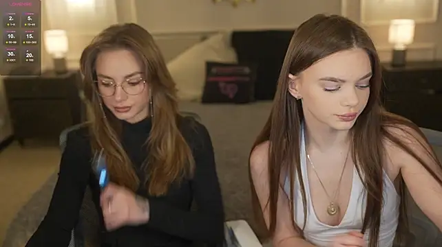 Zlata_Sky - finger in pussy