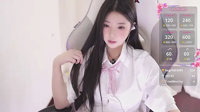 Kitty_baby77 - 完成任务全裸M腿5分钟