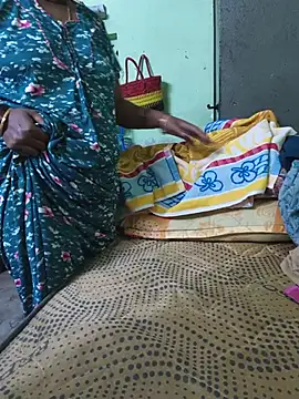 Tamilselviroja- - 🥰 full body oil massage 😍