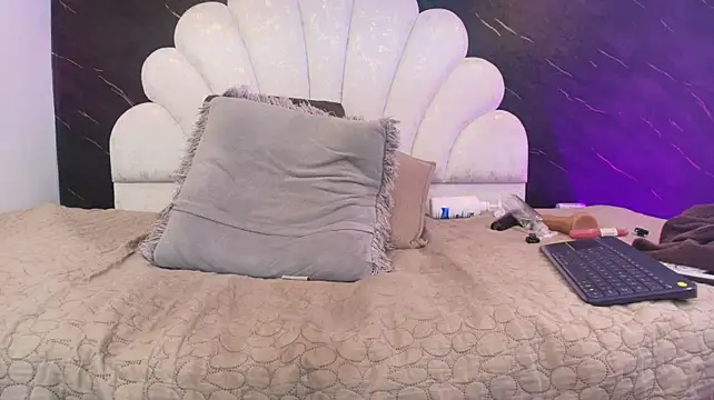 _MiaBrown_ - control machine anal 5 min