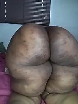Sotho_ssbbw - Spread Ass and twerk for daddy