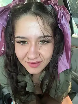Everyonelovespearl - Bounce on dildo till I cum