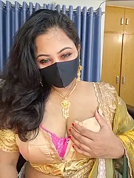 Bristy--- - Boobs in ice