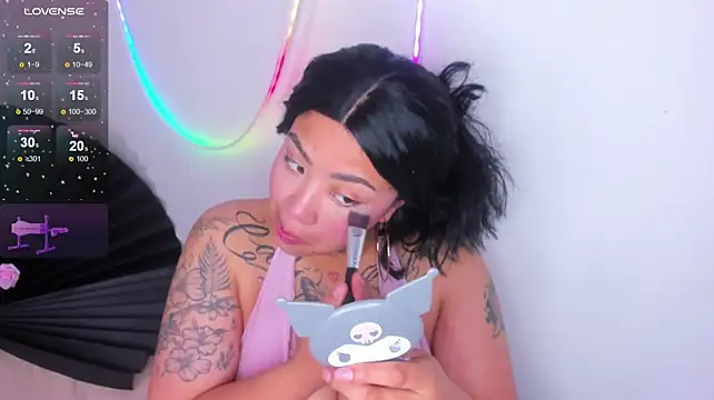 Roxanne_damm - Sucking one's fingers + a slap 💕