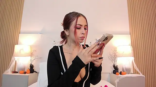 MiaaRouge - Give me love and pleasure