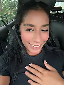 SaryJonex - FUCK MY PUSSY TILL I FIRST SQUIRT