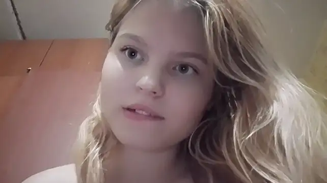 MargoTray - gently play with wet pussy