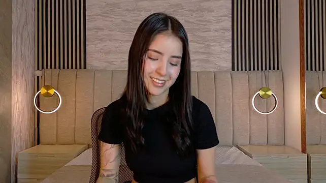 Giapearl25 - Naked and spank