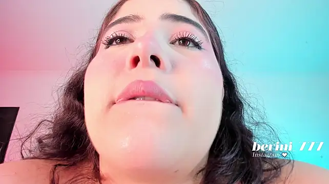 AmberiniHoffman - play with my pussy (fingers on my clit)