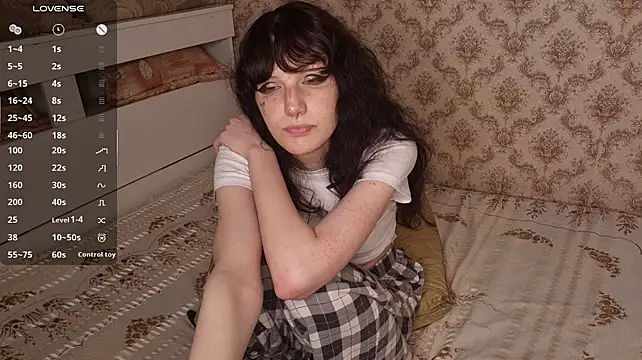 DanitaTierney - take off pants to free pussy <3