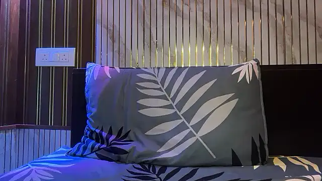 TANISHA04 - full nude + fingering 💦