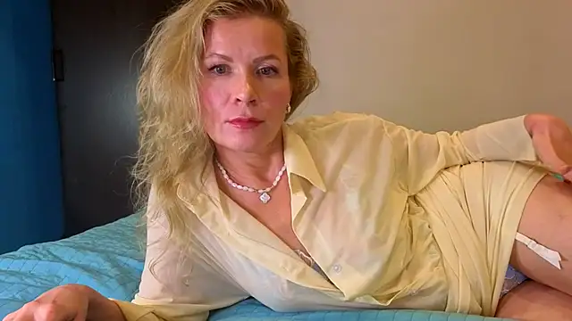 Julia_Giulia - For study in another country